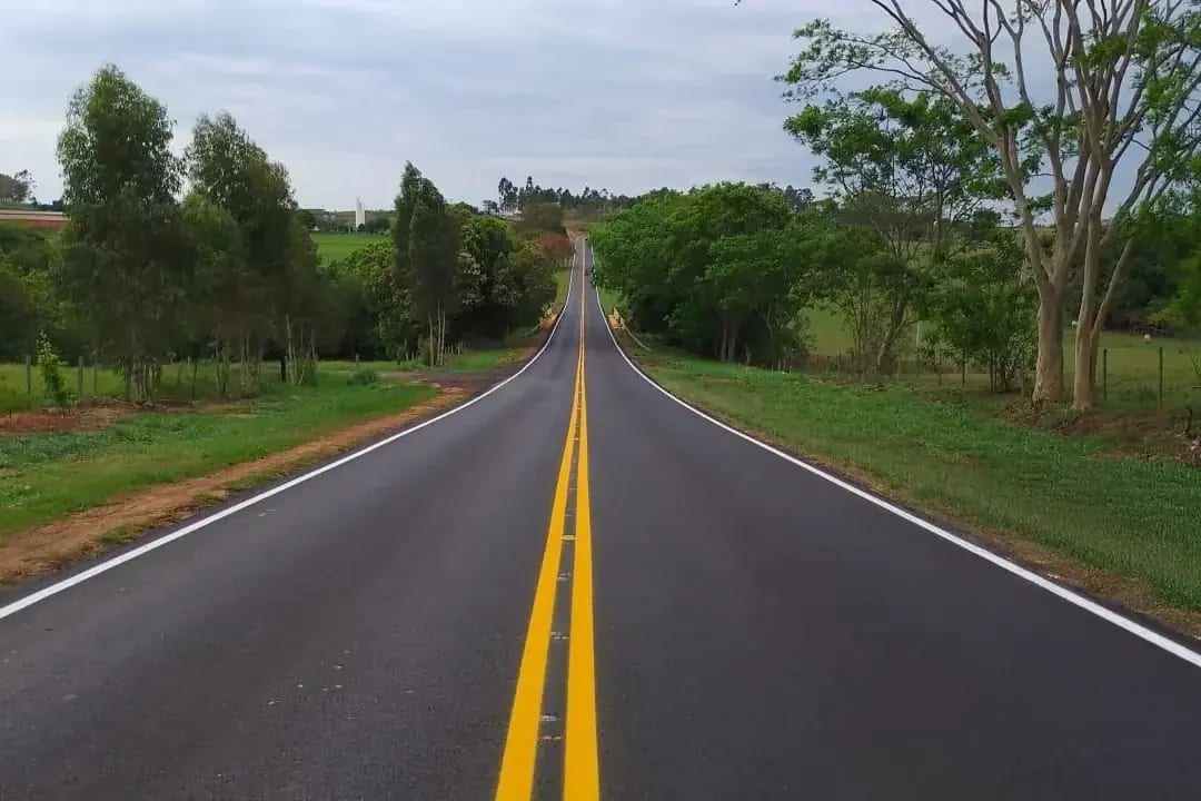 DER conclui recuperação da Estrada Virgílio Lourenço, na região de Rio Preto