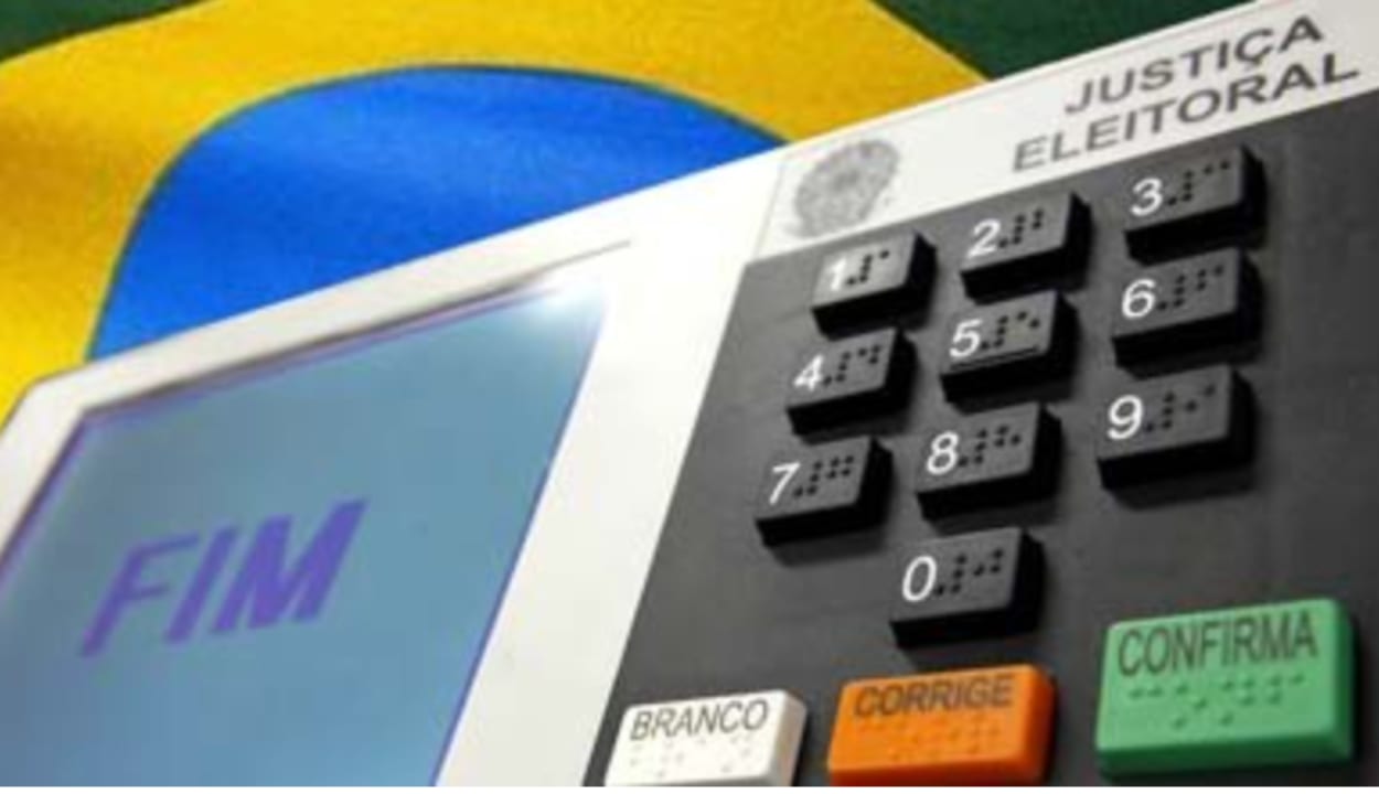 Anatel vê baixo risco às eleições por contratos da Oi Soluções