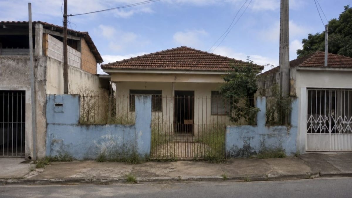 Vitória pode arrecadar imóveis urbanos abandonados no Centro com o Decreto nº 27.034 (ReAC)