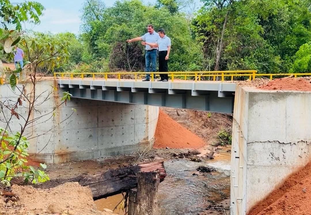 Prefeitura de Mineiros conclui nova ponte sobre o Córrego Jacá