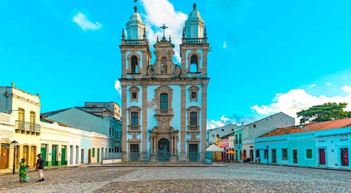 Recife lança chamada de ideias para criar refúgio climático no Pátio de São Pedro
