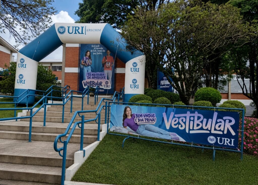 Centenas de candidatos fazem o Vestibular de Verão na URI neste domingo