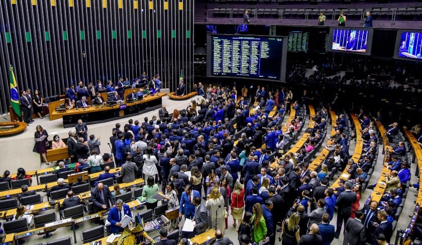 PL lidera com 532 candidatos à Câmara em 2026