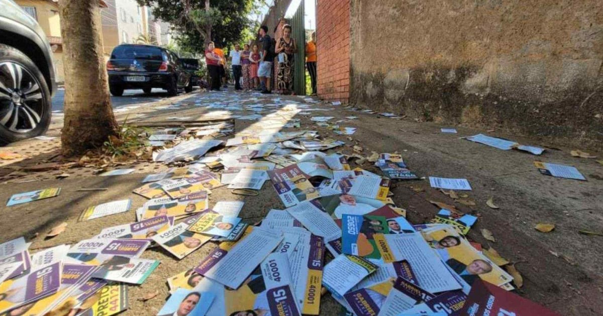 Derramamento de santinhos perto de escolas é proibido