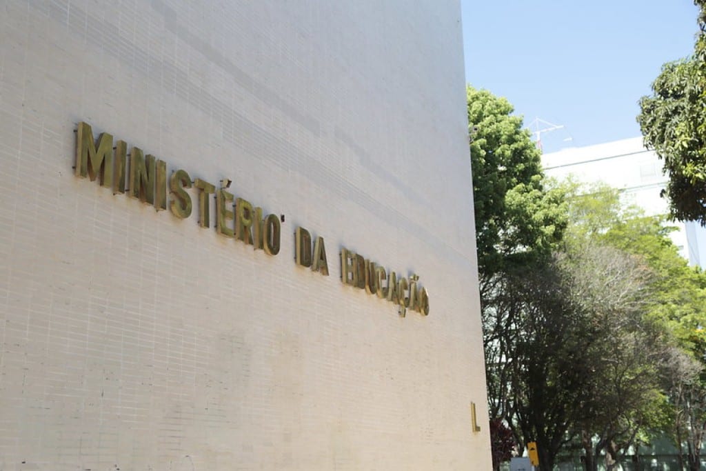 Judicialização foi o principal motor da expansão de cursos de Medicina desde 2015