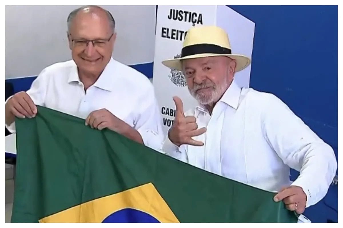 Geraldo Alckmin é vice na chapa de Lula