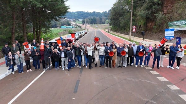 Tapejara entrega pavimentação no Bella Colina e Rua XV de Novembro