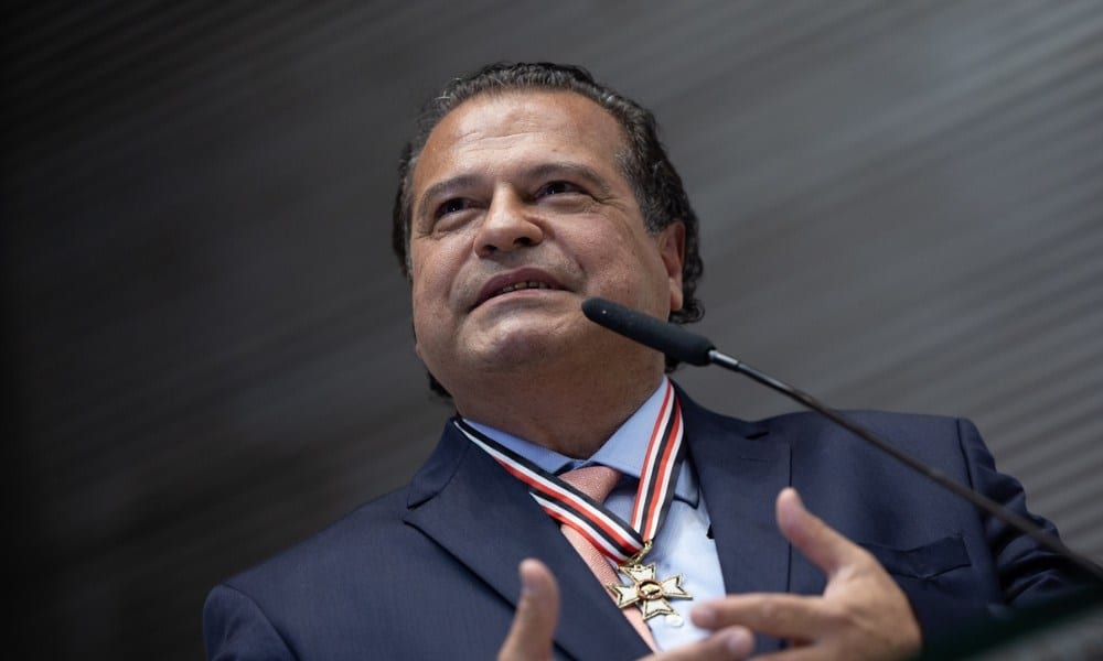 Presidente da Faesp critica aprovação do fim da escala 6×1 e fala em riscos ao agronegócio