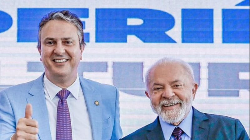 Reeleito, Lula prepara novo governo e Camilo Santana desponta para a Casa Civil