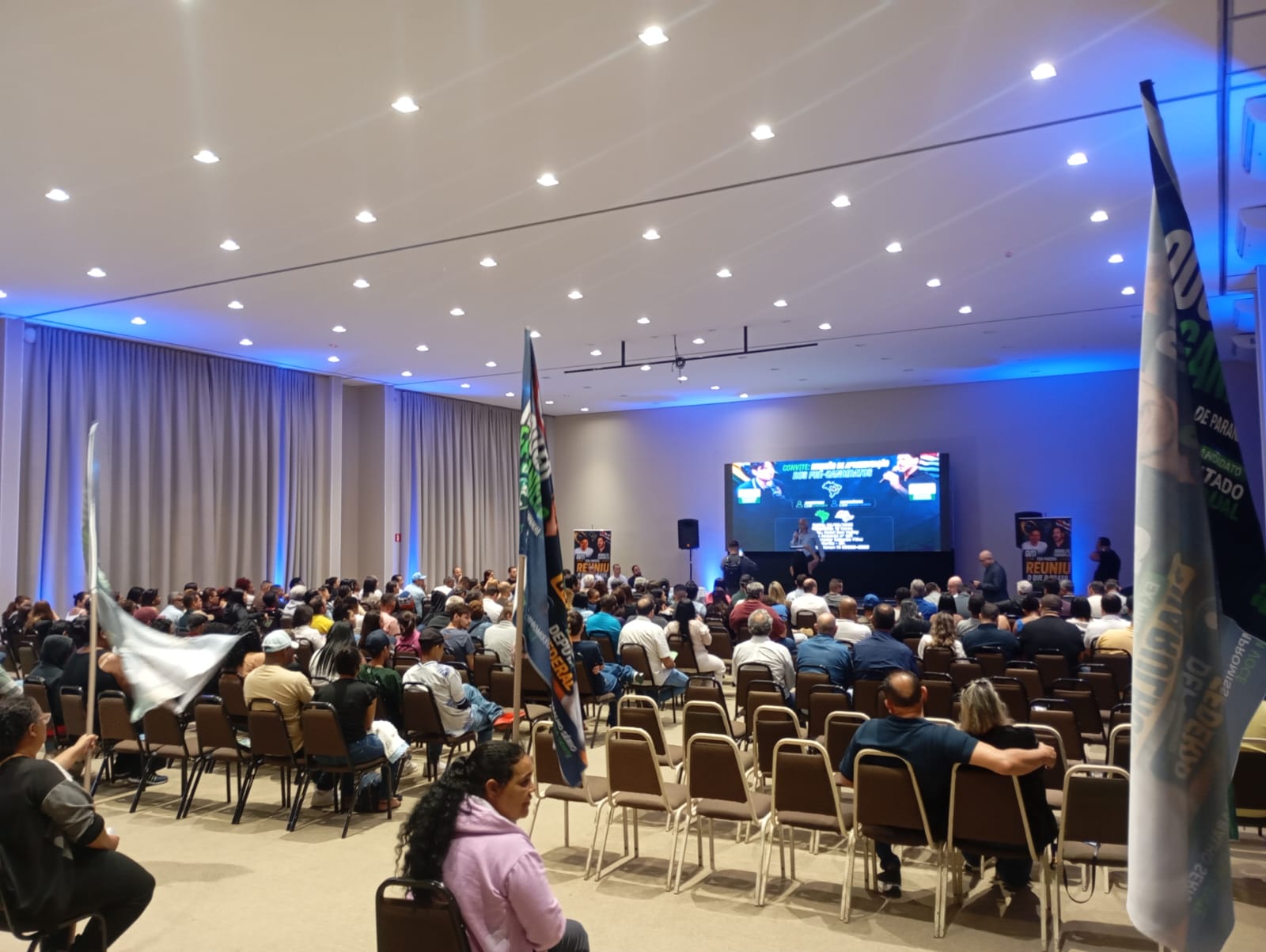 Guti reúne 300 pessoas em Marília para debater propostas políticas