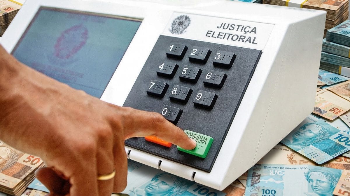 Desembargador do TRE-RN alerta: receber dinheiro por voto pode dar até 4 anos