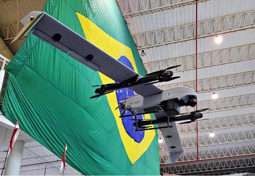 Exército abre concorrência para comprar drones de ataque; modelo brasileiro será armado