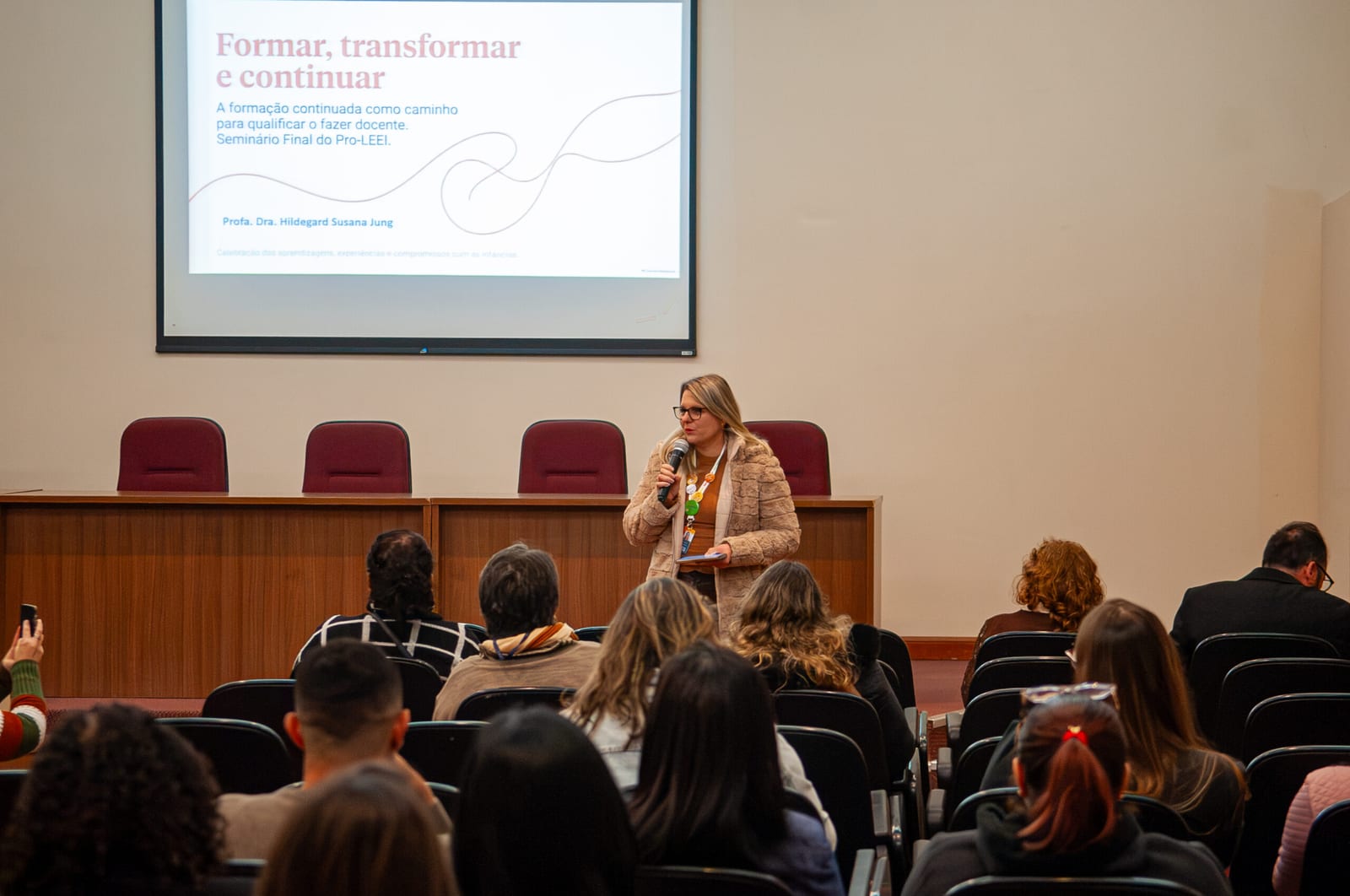 Canoas faz 2º Seminário do ProLEEI para educação infantil