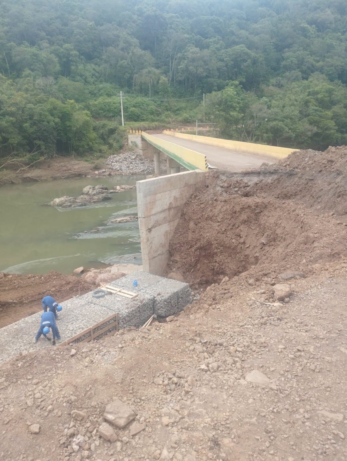 Ponte entre Guaporé e Anta Gorda segue bloqueada; liberação é prevista para o fim do mês