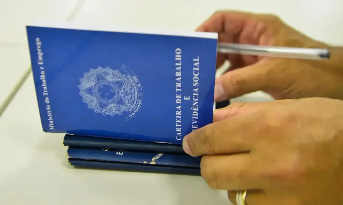 Porque, após a eleições, o Brasil precisa rever seu modelo de contrato de trabalho que financia a Previdência e o bem-es