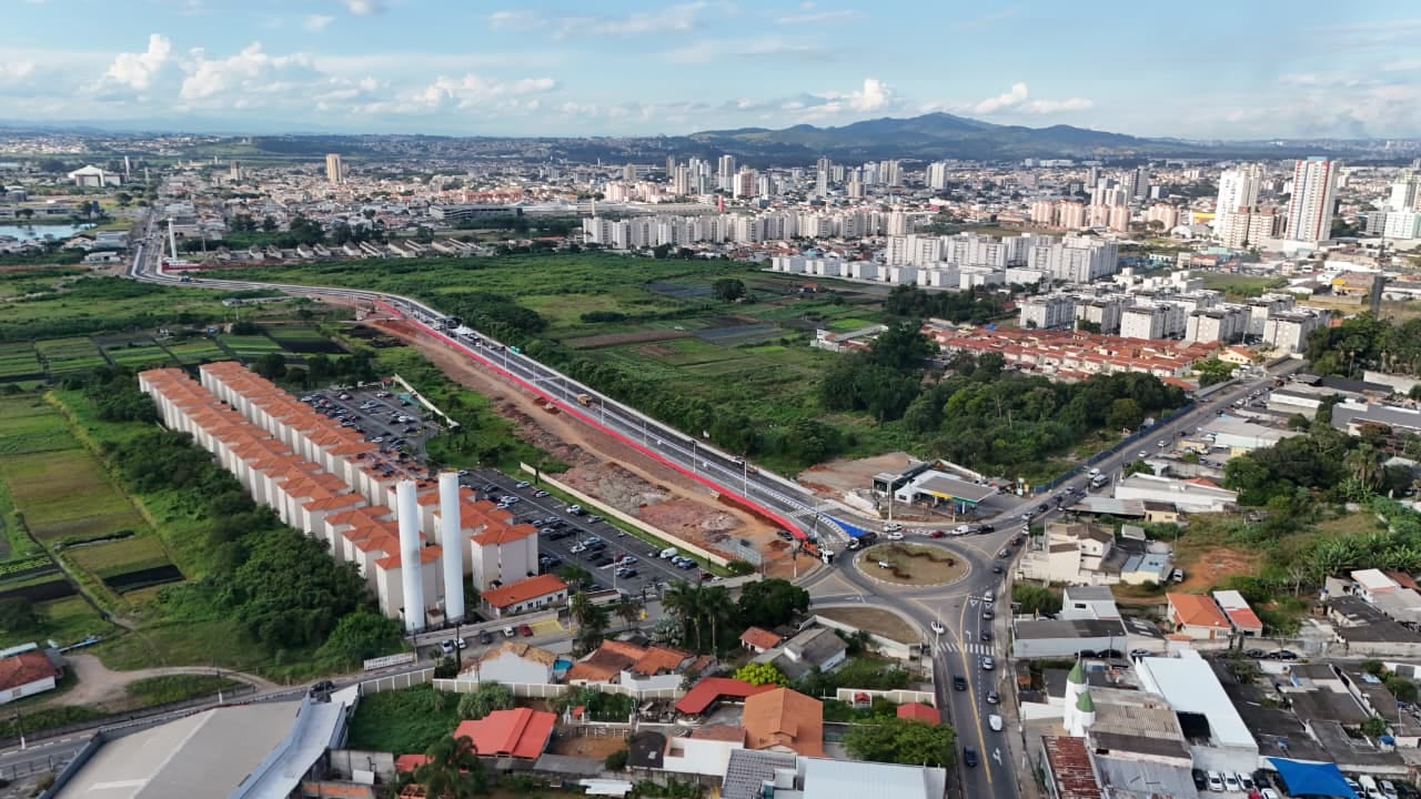 Avenida Roberto Simonsen registra 180 mil veículos nos primeiros quatro meses