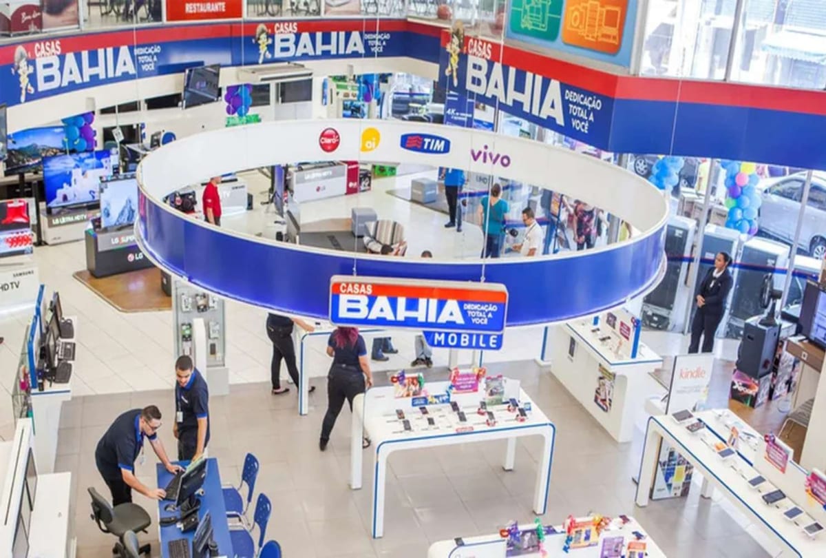 Casas Bahia promove leilão com até 85% de desconto em celulares e eletrodomésticos