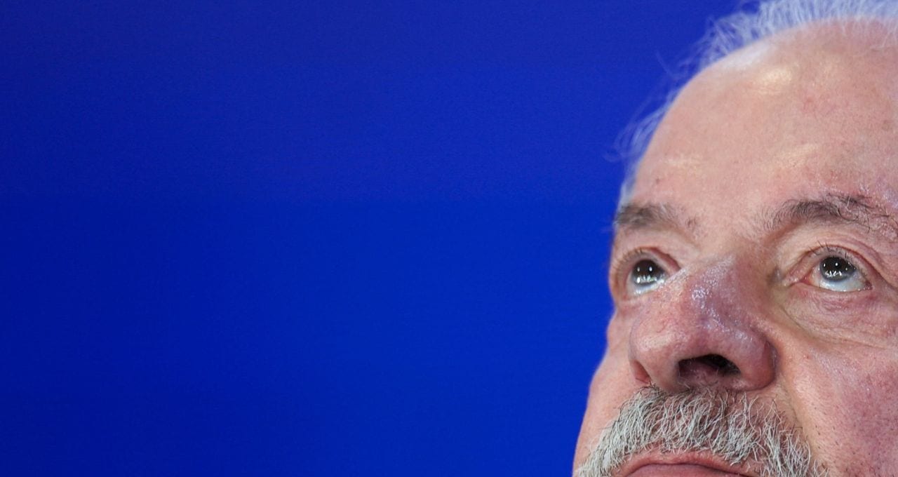 Lula descarta corte de custos em eventual novo mandato: ‘Muito dinheiro na mão de poucos é pobreza’