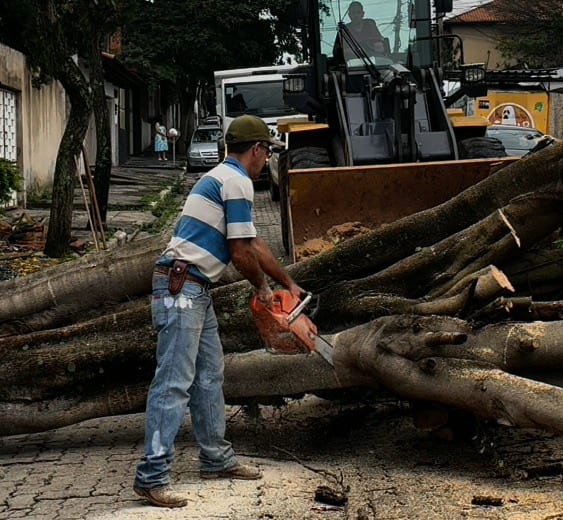 Prefeitura de Cruzeiro mantém equipes mobilizadas após chuvas intensas