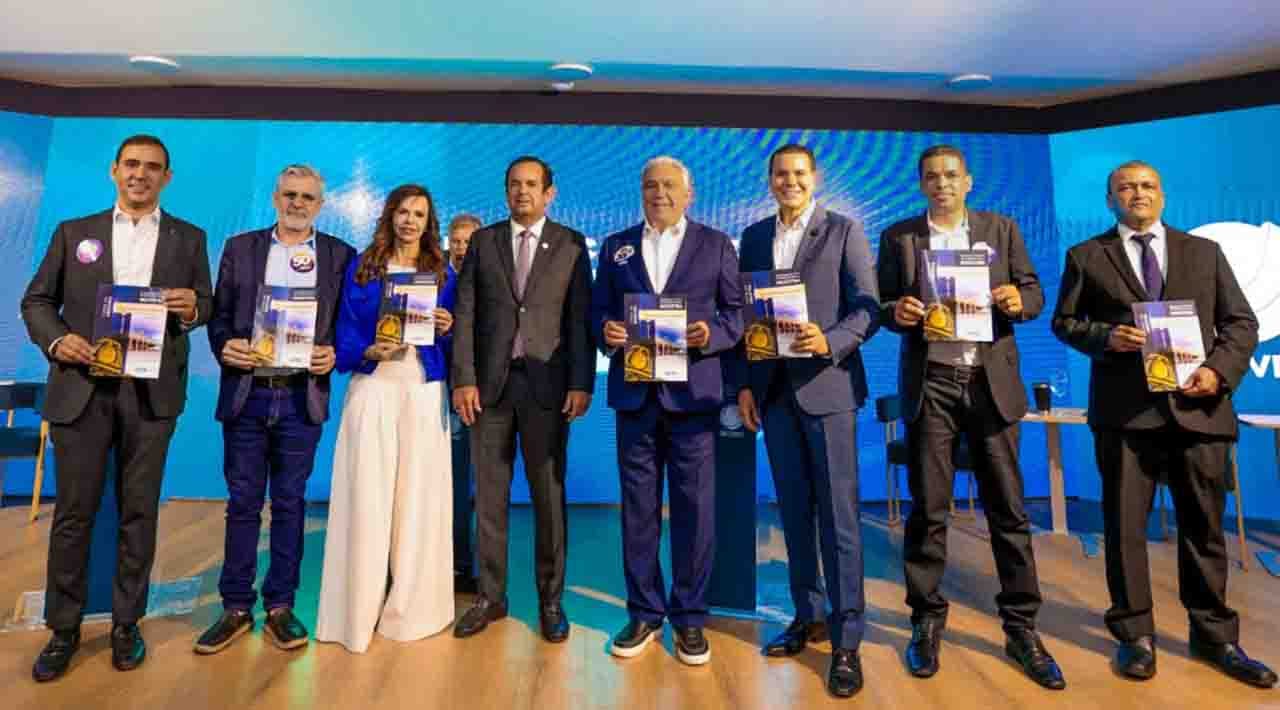 Debate da FIETO e TV Record confronta visões de postulantes ao governo e entrega diretrizes do setor produtivo