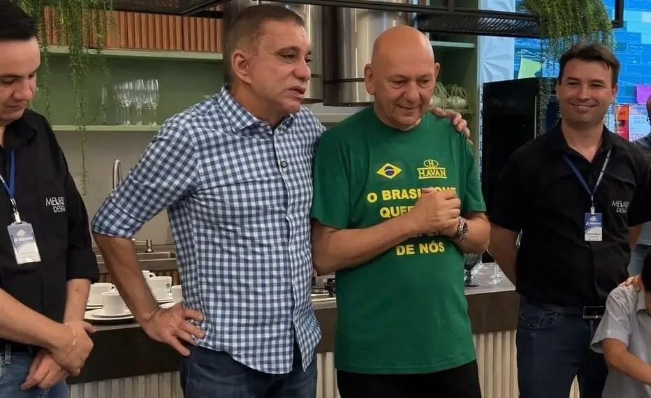 Luciano Hang doa R$ 50 mil à campanha de Carlos Amastha para Assembleia