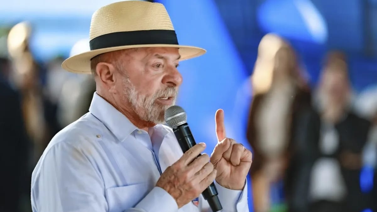 “Não briguem com o eleitor”: leia o ‘manual de instruções’ da nova campanha de Lula para tentar virar o jogo contra Fláv
