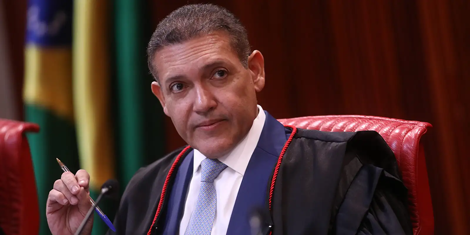 Kassio Nunes Marques defende urnas eletrônicas como patrimônio democrático