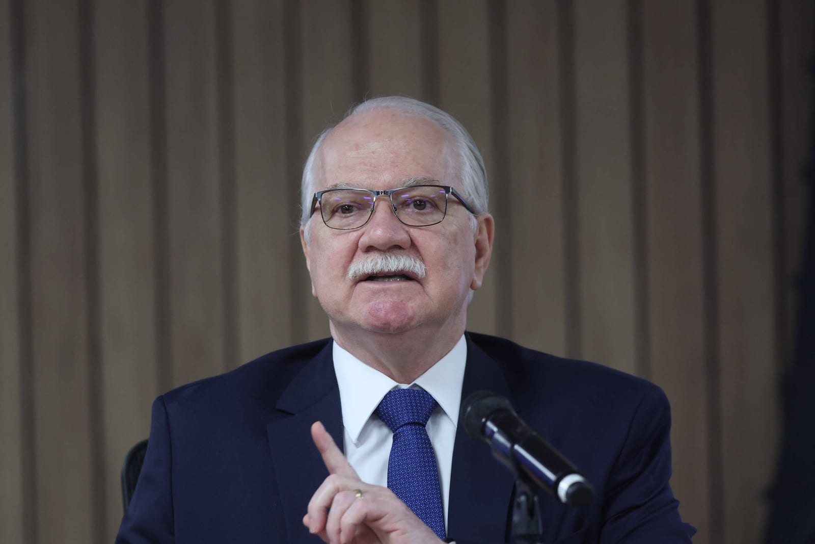 Fachin se reúne com diretor da PF para tratar de citações a ministros do STF no caso Master