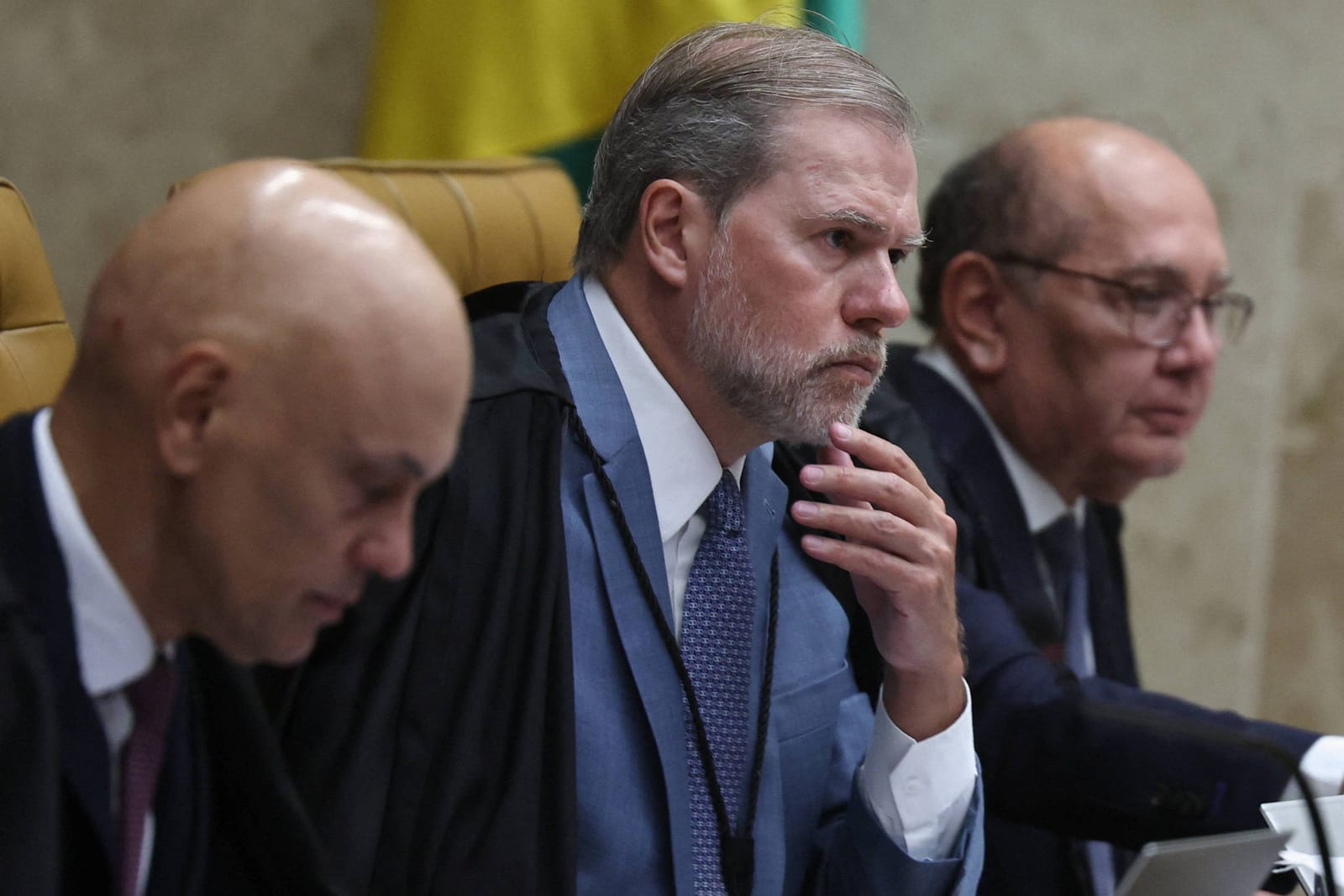 Crise no STF por suspeitas no caso Banco Master reacende debate sobre impeachment