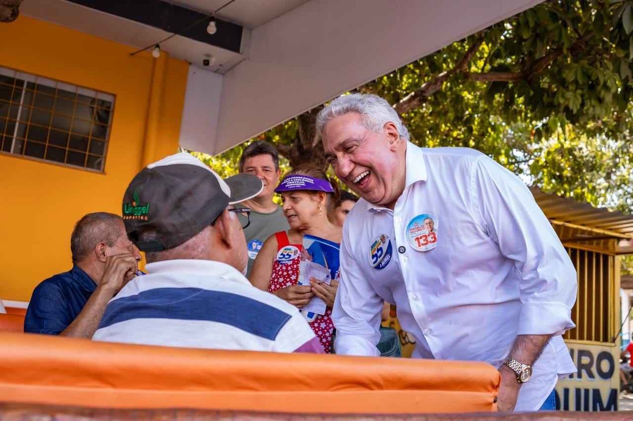 Laurez Moreira percorre comércio de Porto Nacional e apresenta propostas para obras e desenvolvimento do Tocantins