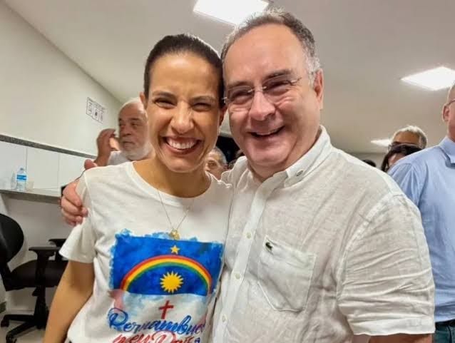 Zeca Cavalcanti manifesta solidariedade a Raquel Lyra após ataques com panfletos apócrifos
