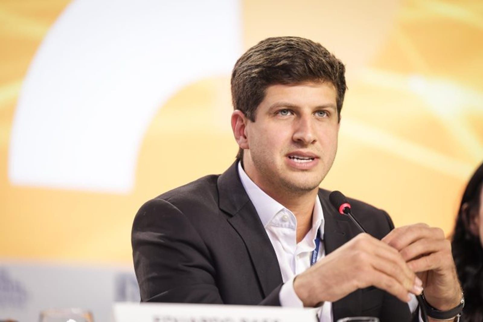 Em programa de governo, João Campos promete Pacto Antifacção, triplicação da BR-101, novos hospitais e plataforma de str