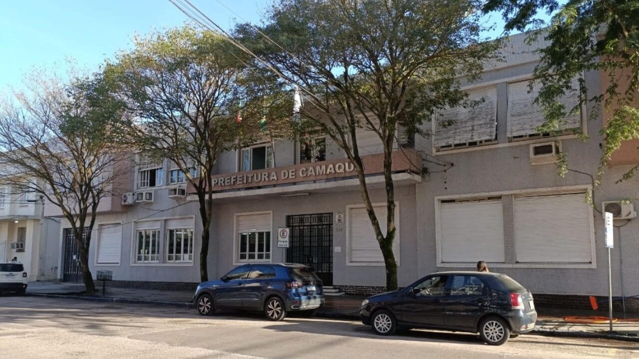 Prefeitura convoca novas professoras para contratação temporária em Camaquã