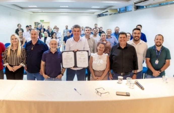 Assinada ordem de serviço para Rua Coberta em Santa Terezinha de Itaipu