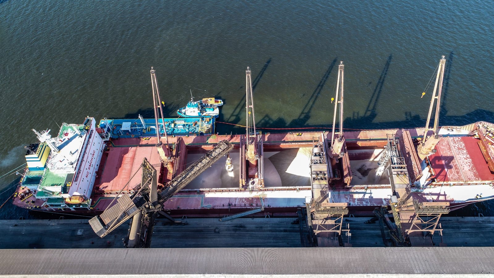 Incentivo à adaptação de navios para biodiesel e etanol passa em comissão do Senado