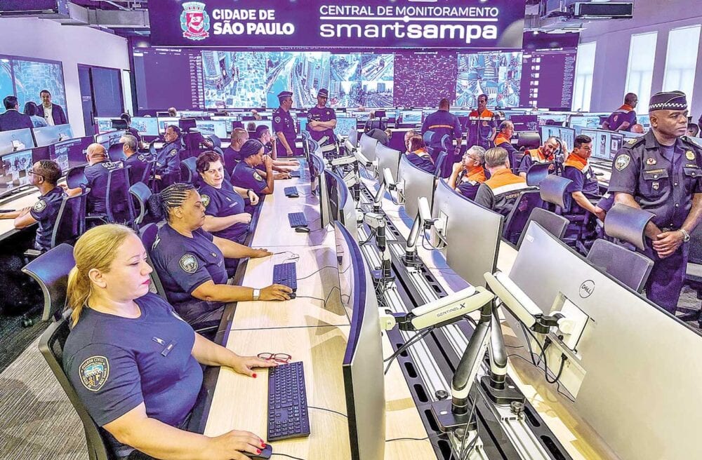 Prefeitura e Ministério Público firmam convênio para usar Smart Sampa na localização de agressores de mulheres