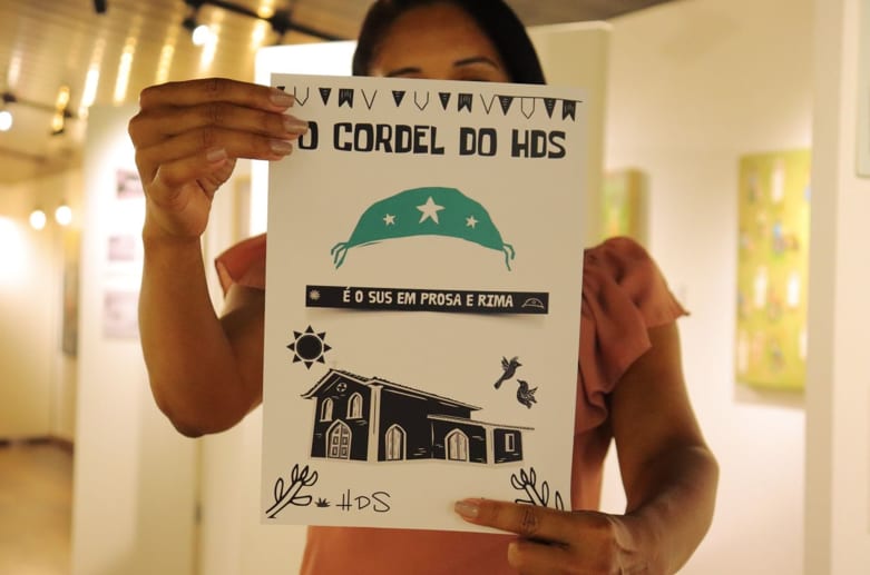 Hospital de Goiás apresenta projeto de educação em saúde com cordel em congresso mundial