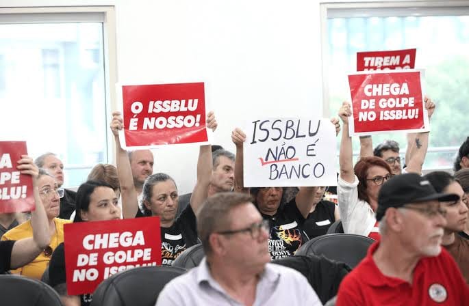Comentário sobre Prefeitura pagará uma parcela do ISSBLU, mas terá que votar projeto na Câmara semana que vem sob pena d