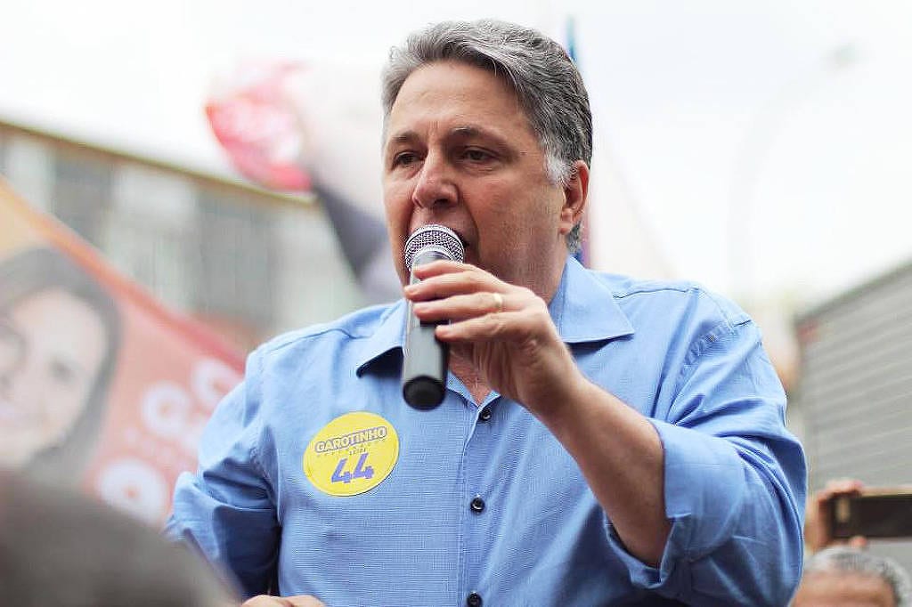 TRE proíbe Garotinho de usar fundo eleitoral e veicular programa de TV