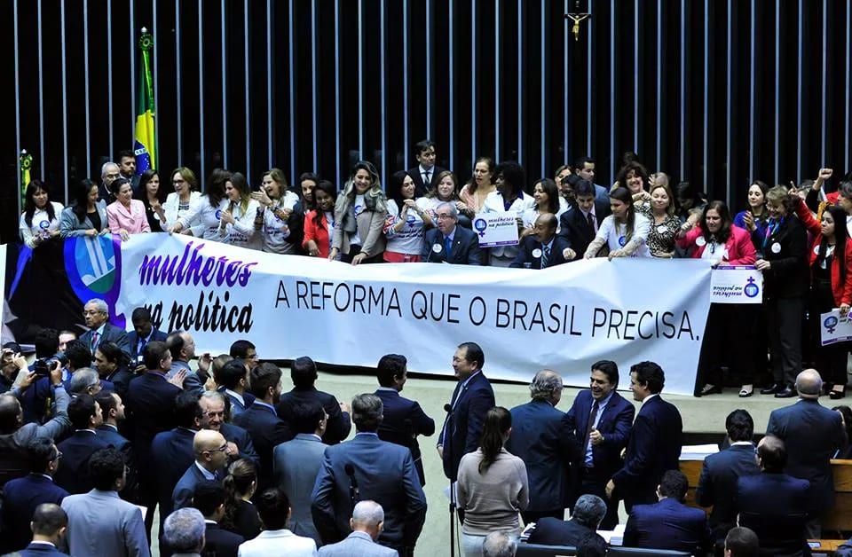 Sete estados terão disputa apenas entre homens pelo governo