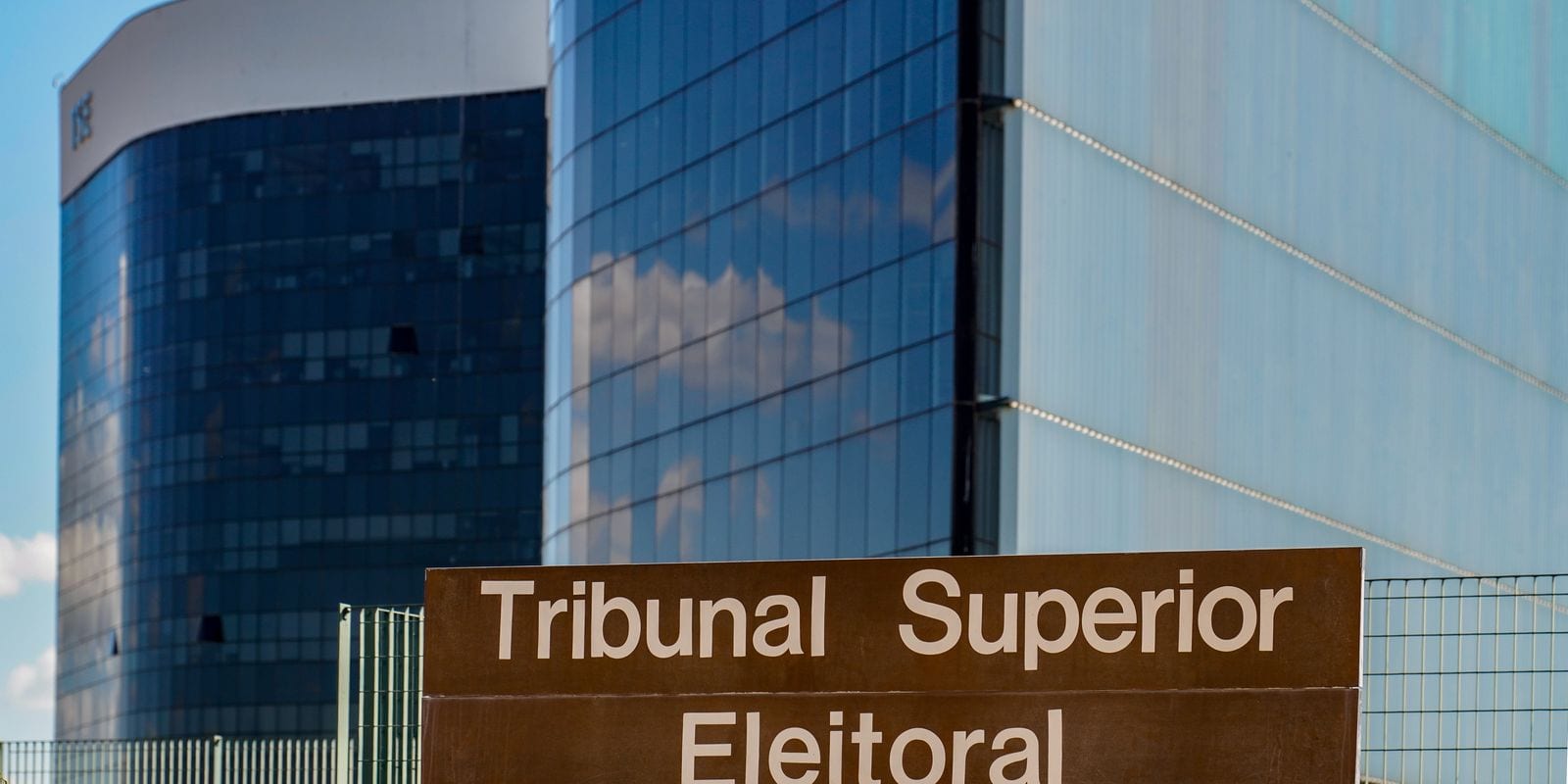 Justiça Eleitoral registra 51.395 queixas desde início da campanha
