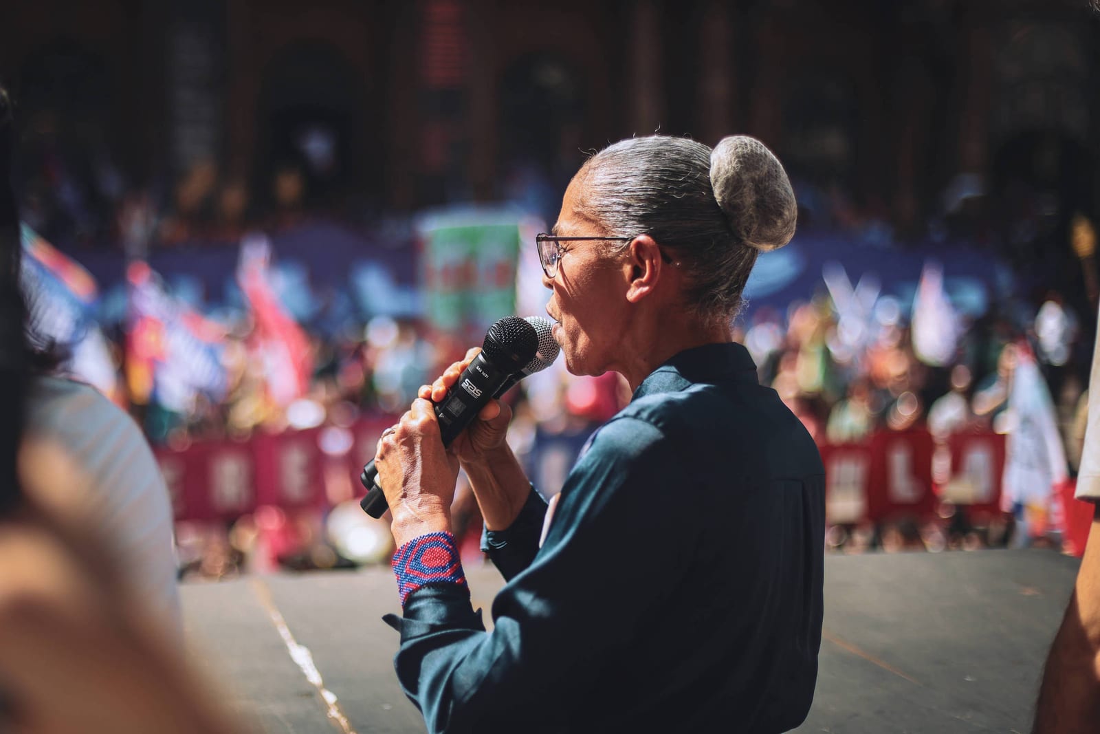 Marina Silva é hostilizada em caminhada de lançamento da campanha de Haddad