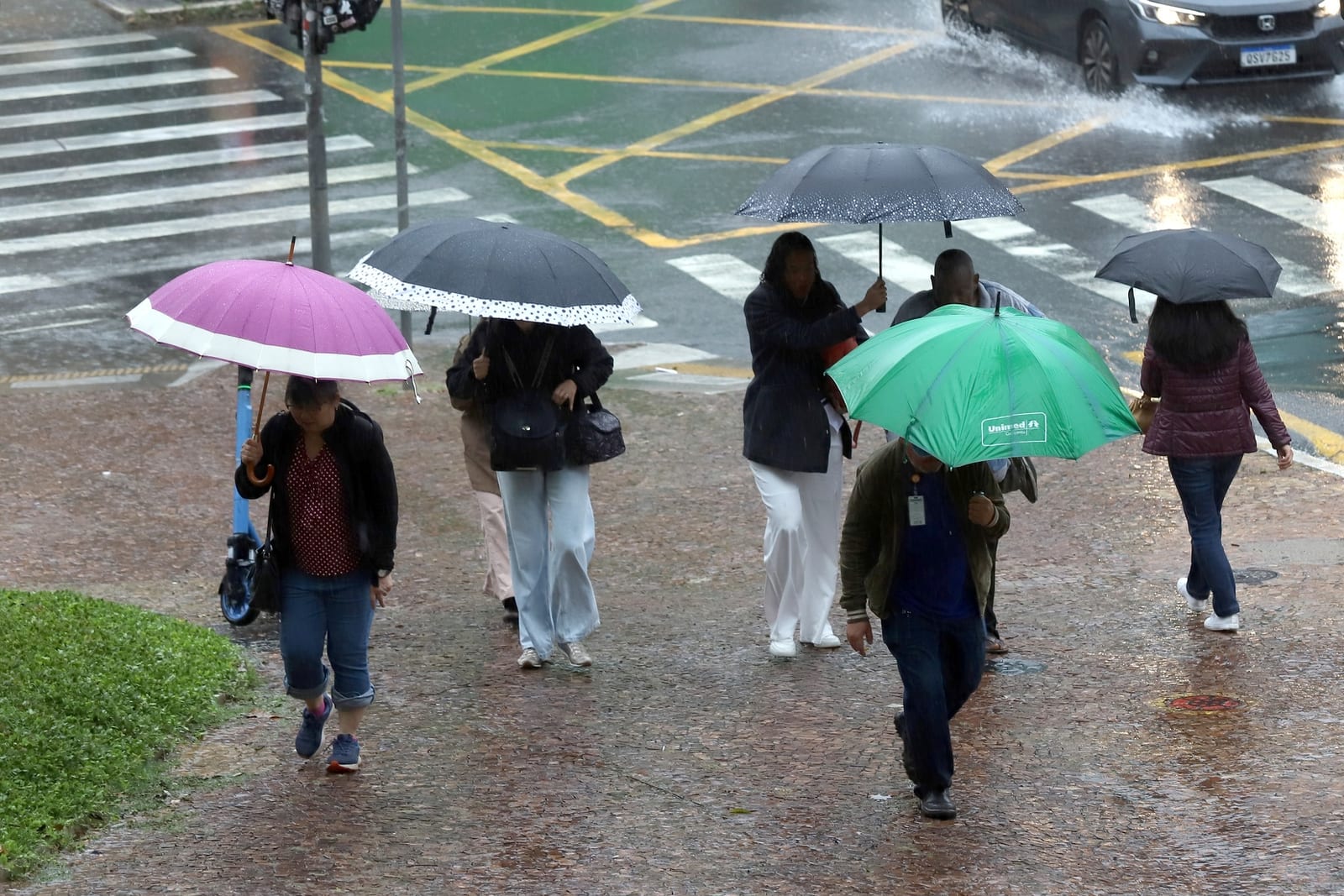 Domingo de eleições tem previsão de chuva forte em Campinas durante o dia