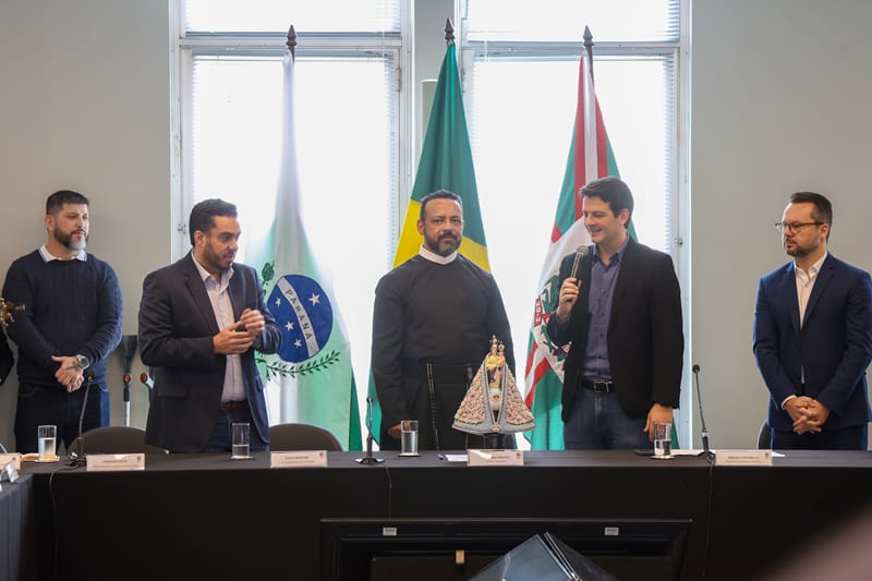 Eduardo Pimentel reúne secretariado para alinhar ações e prevê 2027 de entregas