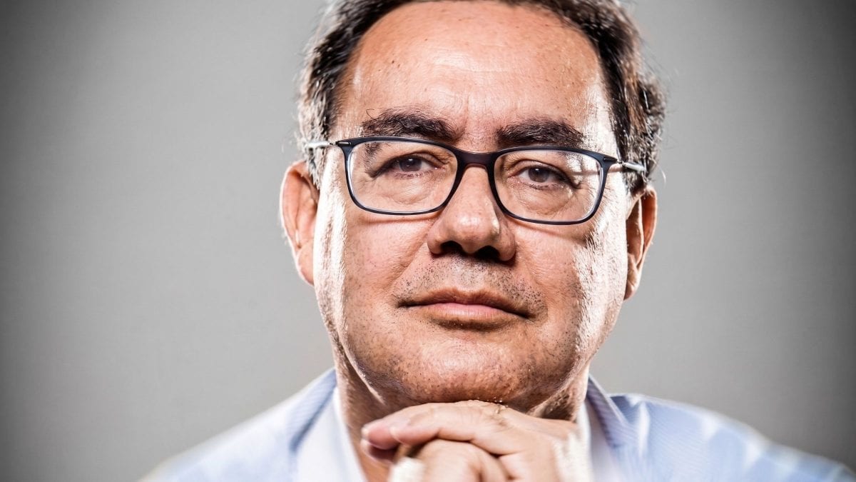 Augusto Cury tem fortuna de R$ 242 milhões, é o candidato mais rico, vendeu 40 milhões de livros, mas começou a carreira