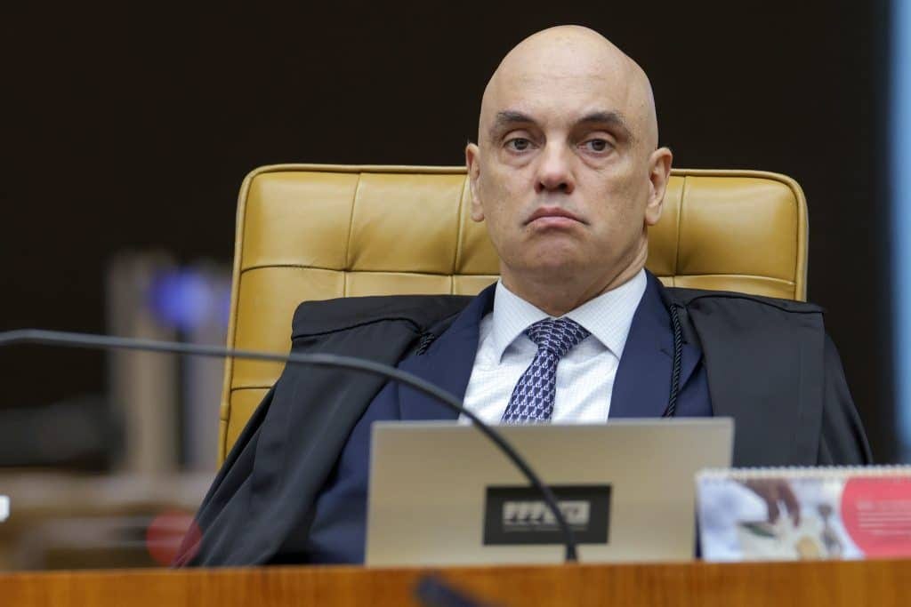 Moraes diz que Brasil tem “trauma” com autoritarismo e critica vaidades na segurança