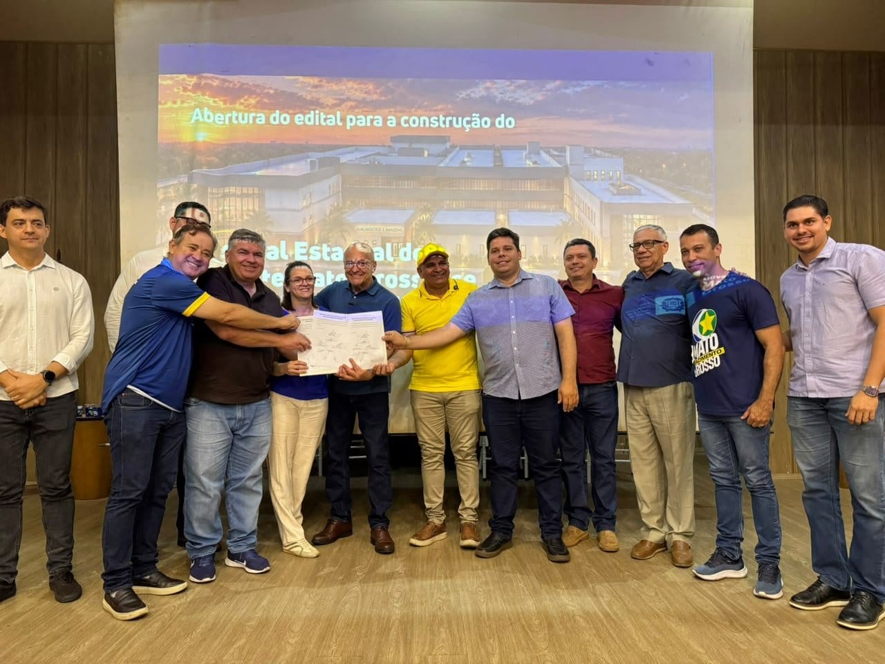 Edital para construir Hospital Regional de Barra do Garças é assinado