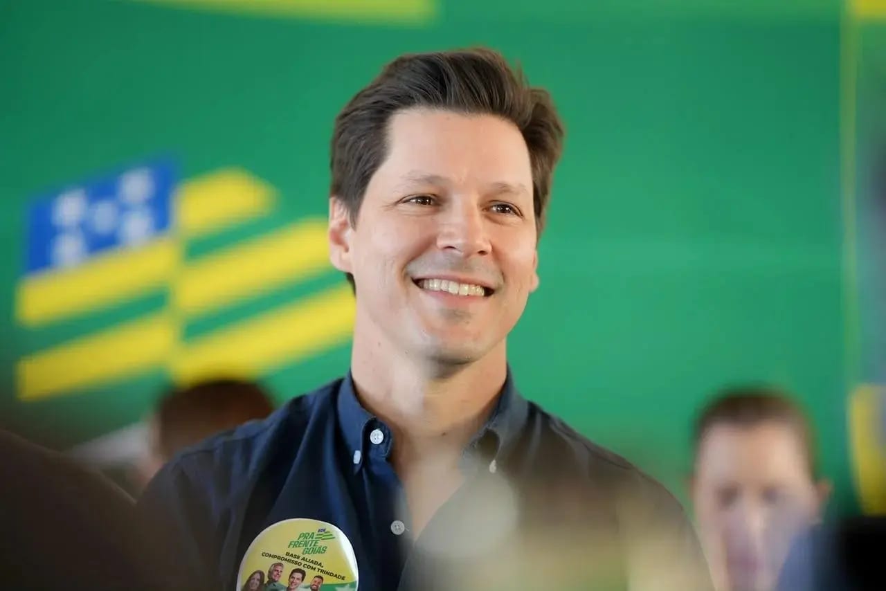 Daniel Vilela lidera em todos os estratos e soma 42% na estimulada, a 7 dias do 1º turno