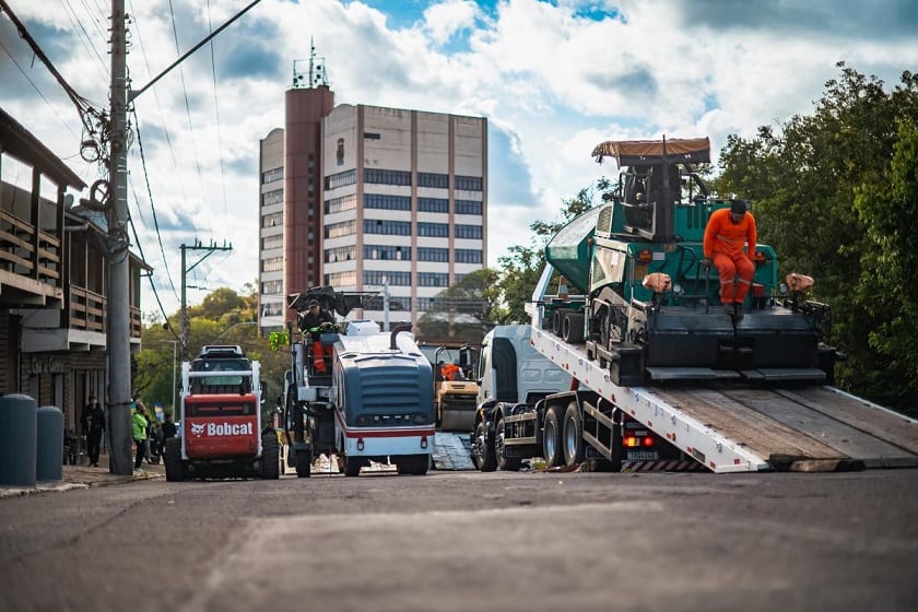 Gustavo Finck anuncia asfaltamento de 18 ruas em Novo Hamburgo