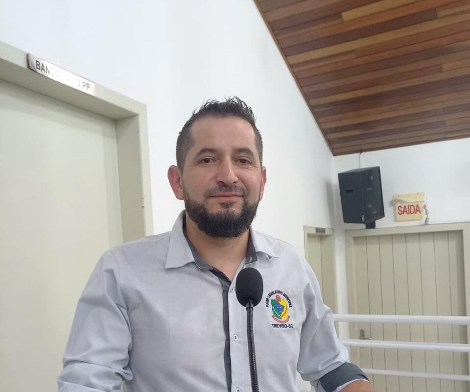 Ederson Mariani renuncia à presidência da Câmara de Treviso após nove meses